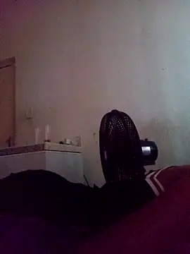 Snapshot of loveofpetitegirls34 chatting on February 19, 2026, 12:46 pm loveofpetitegirls34 online show from February 19, 2026, 12:46 pm