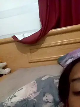 Snapshot of loveofpetitegirls34 chatting on February 14, 2026, 7:25 pm loveofpetitegirls34 online show from February 14, 2026, 7:25 pm