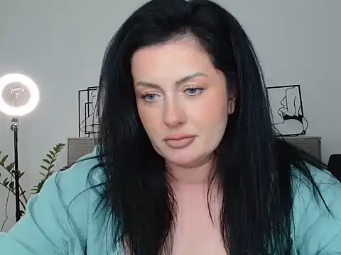 Snapshot of Jasmin0e chatting on April 23, 2026, 3:57 pm Jasmin0e online show from April 23, 2026, 3:57 pm