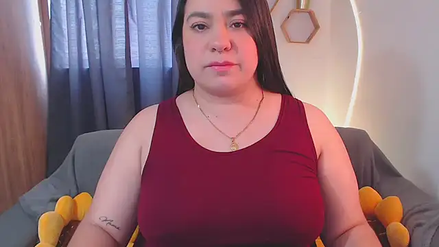 isabum  online show from April 7, 2026, 4:53 pm