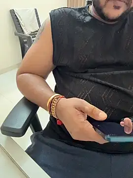 Snapshot of Rah0091 chatting on February 4, 2026, 9:59 am Rah0091 online show from February 4, 2026, 9:59 am