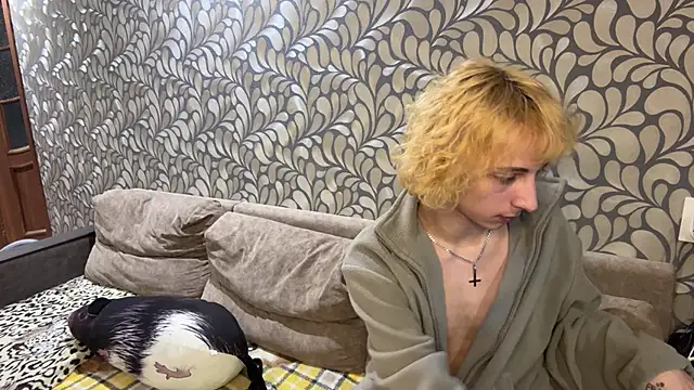 Fred bucks online show from March 25, 2026, 3:44 pm