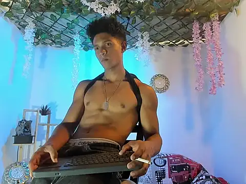 Yoel hot2004 online show from February 7, 2026, 7:33 pm