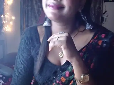 LIZNA 0 online show from March 12, 2026, 5:17 pm