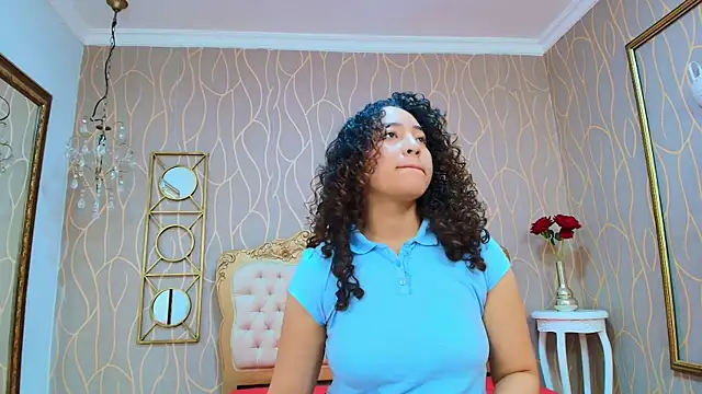 Snapshot of meganrousx chatting on February 17, 2026, 11:40 am meganrousx online show from February 17, 2026, 11:40 am