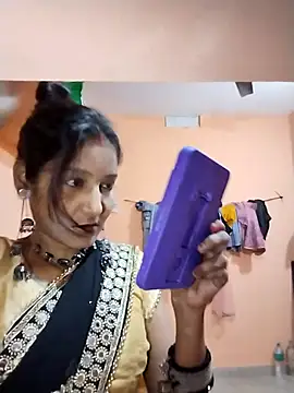 Snapshot of Ayesharani1 chatting on February 9, 2026, 3:32 pm Ayesharani1 online show from February 9, 2026, 3:32 pm