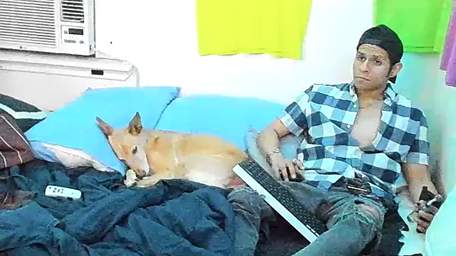 JokerAndyKenwood online show from March 3, 2026, 3:57 am