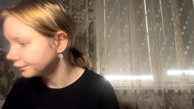 Snapshot of LedAffinity chatting on February 22, 2026, 7:11 am LedAffinity online show from February 22, 2026, 7:11 am