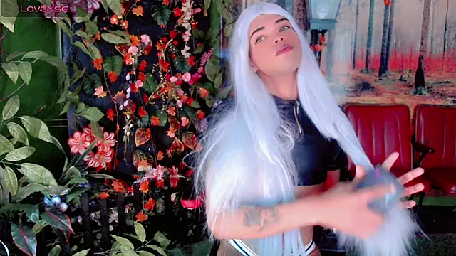 Snapshot of Andrea_Pop_ chatting on February 10, 2026, 7:46 pm Andrea Pop online show from February 10, 2026, 7:46 pm