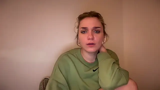sammygirlll online show from May 28, 2026, 5:59 am