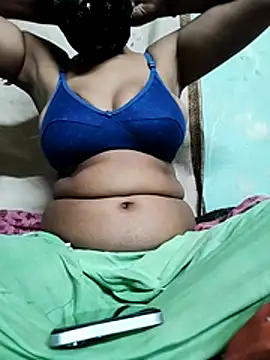 Snapshot of sapnaroy120 chatting on February 12, 2026, 4:40 pm sapnaroy120 online show from February 12, 2026, 4:40 pm