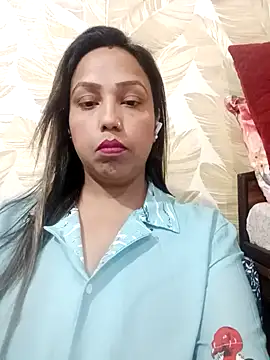 joya queen online show from April 17, 2026, 4:59 am