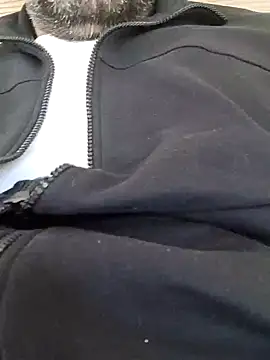 Snapshot of pericolo90 chatting on February 17, 2026, 10:45 am pericolo90 online show from February 17, 2026, 10:45 am