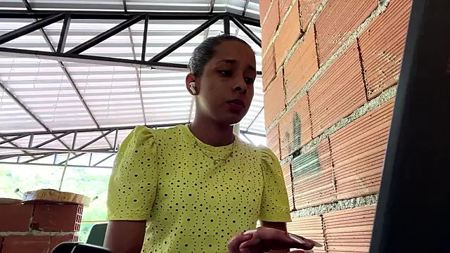 KayleenStoyanoff online show from February 20, 2026, 1:35 pm