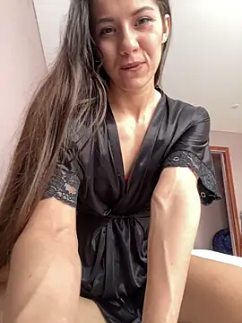 Snapshot of OnlyLeiLa chatting on February 25, 2026, 9:09 am OnlyLeiLa online show from February 25, 2026, 9:09 am