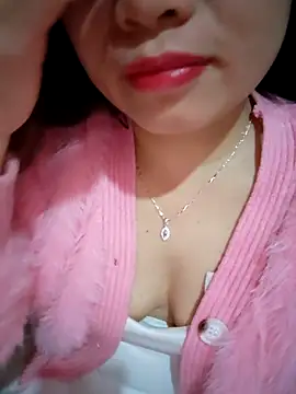 Snapshot of aki_zz69 chatting on February 4, 2026, 12:44 pm aki zz69 online show from February 4, 2026, 12:44 pm