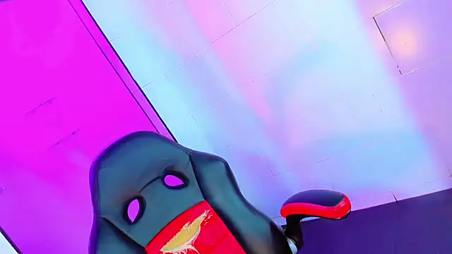 Snapshot of Maddye_Fox chatting on March 3, 2026, 7:10 pm Maddye Fox online show from March 3, 2026, 7:10 pm