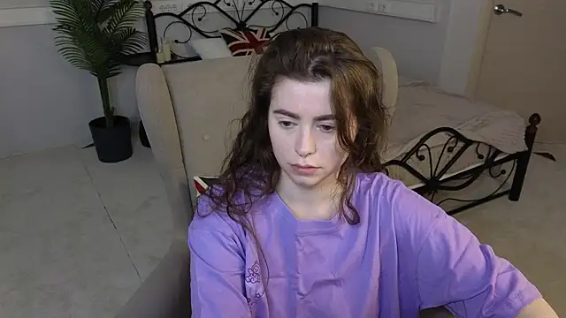 LovingWhisperr online show from March 30, 2026, 1:07 am