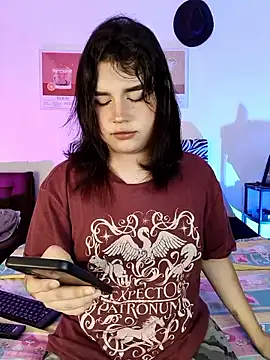 Daniellesins1 online show from June 10, 2026, 10:27 am