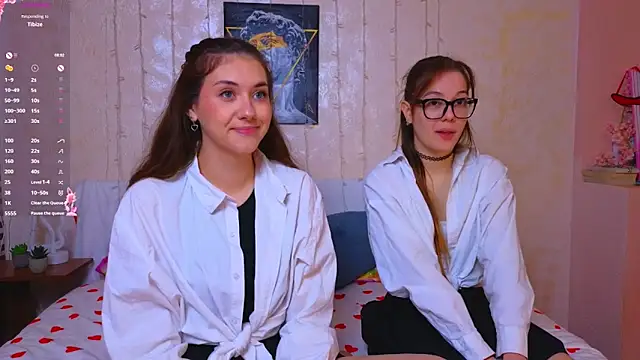 Snapshot of MelanieTwice chatting on March 1, 2026, 11:43 am MelanieTwice online show from March 1, 2026, 11:43 am