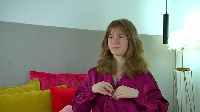 MilaMaelis online show from March 15, 2026, 6:20 am