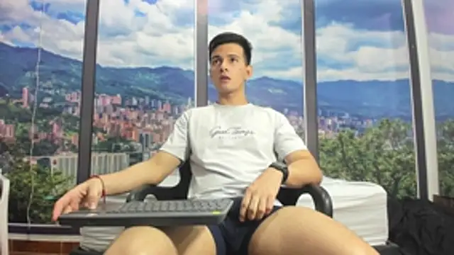 GoldenBoyM online show from July 3, 2026, 3:46 am