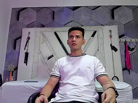 GoldenBoyM online show from May 26, 2026, 3:37 am