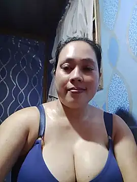 Snapshot of May_Bombs chatting on May 16, 2026, 8:46 am May Bombs online show from May 16, 2026, 8:46 am