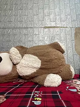 Miu Xinh online show from March 28, 2026, 6:58 am