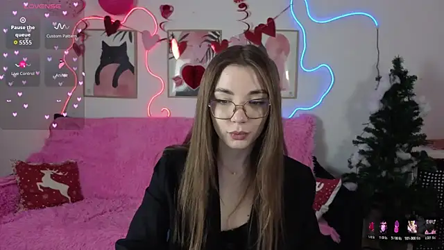 Adriennes online show from February 11, 2026, 2:28 pm