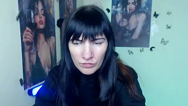 Snapshot of Rosalinda_ro chatting on February 19, 2026, 1:30 pm Rosalinda ro online show from February 19, 2026, 1:30 pm