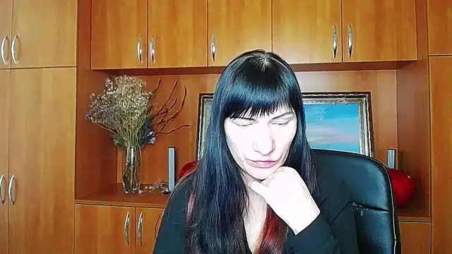 Snapshot of Rosalinda_ro chatting on February 11, 2026, 1:11 pm Rosalinda ro online show from February 11, 2026, 1:11 pm