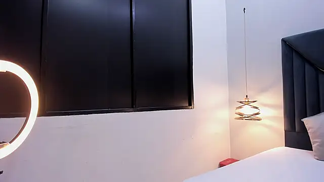 Snapshot of EmilyKartters chatting on February 25, 2026, 12:16 pm EmilyKartters online show from February 25, 2026, 12:16 pm