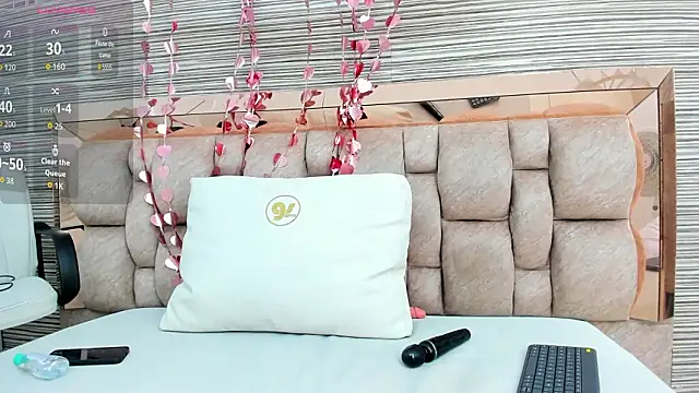 Snapshot of rossy_roose chatting on February 6, 2026, 7:43 pm rossy roose online show from February 6, 2026, 7:43 pm