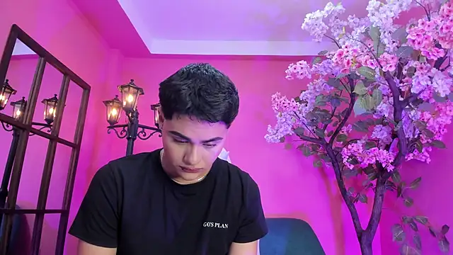 FemNoa online show from February 5, 2026, 11:17 am