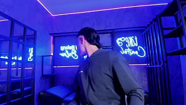 FemNoa online show from February 23, 2026, 1:12 pm