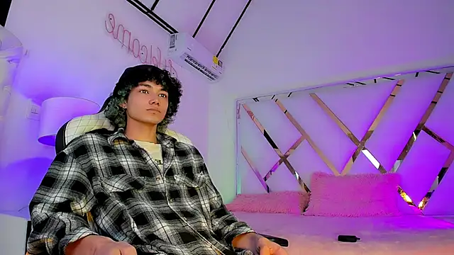 thanier 18 online show from March 31, 2026, 7:27 pm