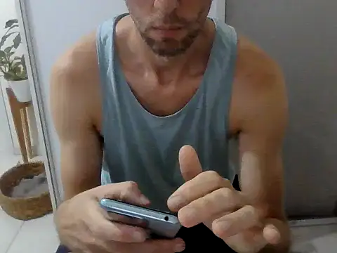 willyhot hot online show from March 31, 2026, 7:05 pm