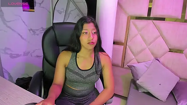 Snapshot of Vaneline2 chatting on February 26, 2026, 9:59 pm Vaneline2 online show from February 26, 2026, 9:59 pm