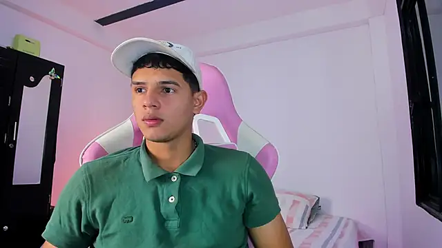 Snapshot of Adrian_Prime_ chatting on February 16, 2026, 7:01 pm Adrian Prime online show from February 16, 2026, 7:01 pm