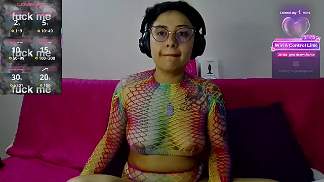 Juliexxxxtasy online show from February 10, 2026, 9:08 am