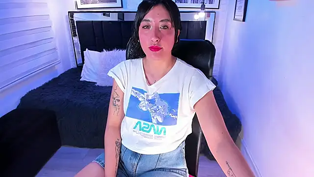 Snapshot of ladyraing chatting on February 13, 2026, 3:17 am ladyraing online show from February 13, 2026, 3:17 am