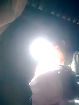 vivi1889 online show from March 23, 2026, 1:28 am