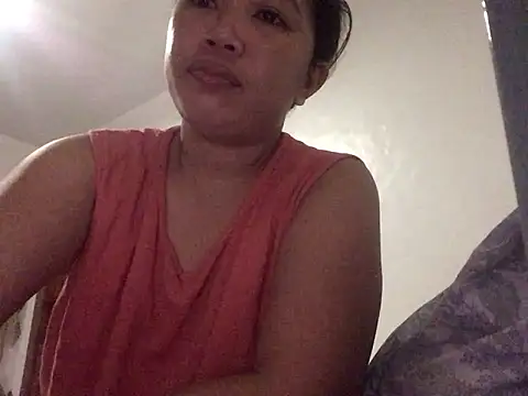 lady candy85 online show from February 16, 2026, 7:12 pm