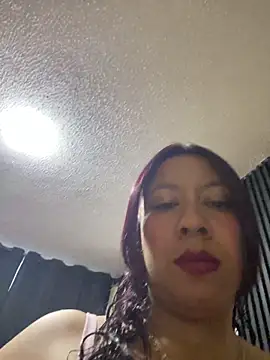 Snapshot of Ximena_firee chatting on February 11, 2026, 11:21 am Ximena firee online show from February 11, 2026, 11:21 am