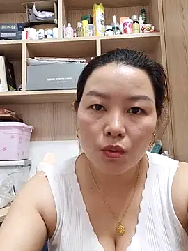 Snapshot of Jennie_dogy chatting on June 23, 2026, 1:58 am Jennie dogy online show from June 23, 2026, 1:58 am