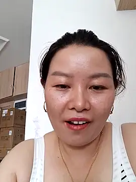 Snapshot of Jennie_dogy chatting on July 3, 2026, 12:39 am Jennie dogy online show from July 3, 2026, 12:39 am