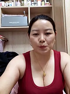 Snapshot of Jennie_dogy chatting on June 14, 2026, 6:03 am Jennie dogy online show from June 14, 2026, 6:03 am