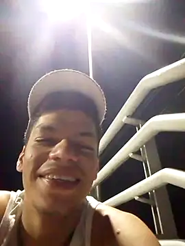 Andres sant  online show from March 31, 2026, 3:19 am