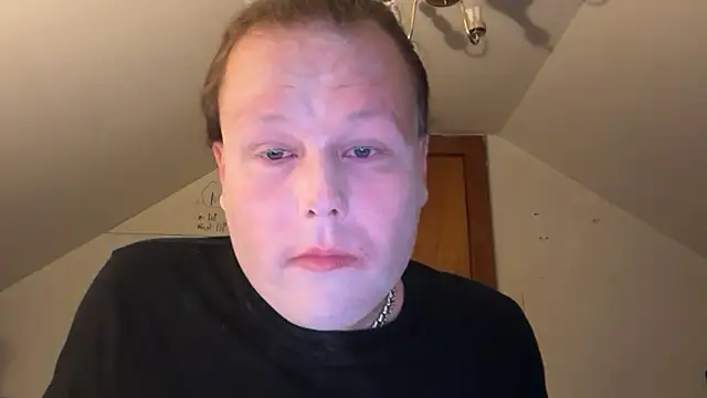 Snapshot of RaeganV chatting on February 28, 2026, 9:09 am RaeganV online show from February 28, 2026, 9:09 am